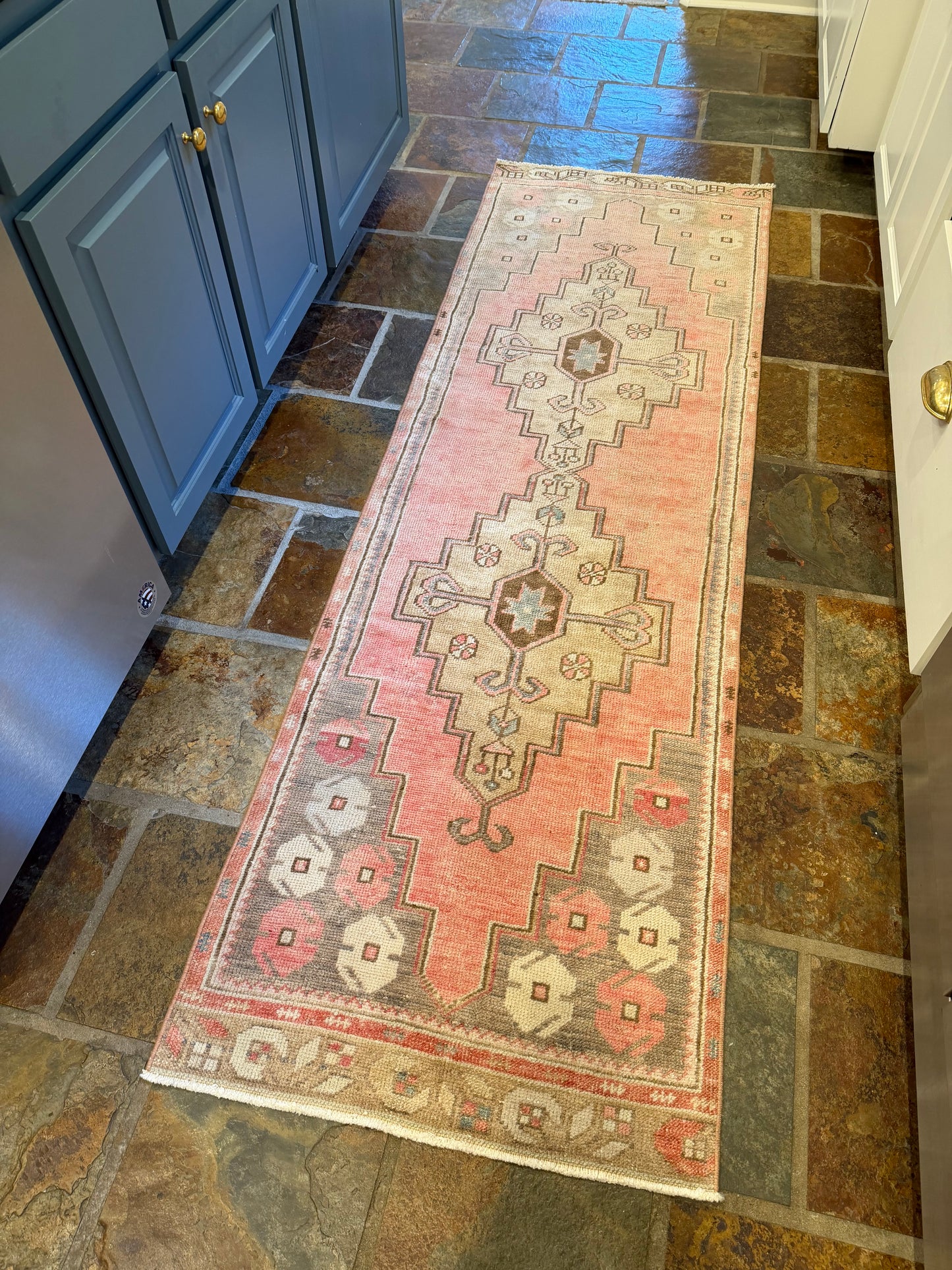 2’5”x7’9” Colorful Oushak Runner