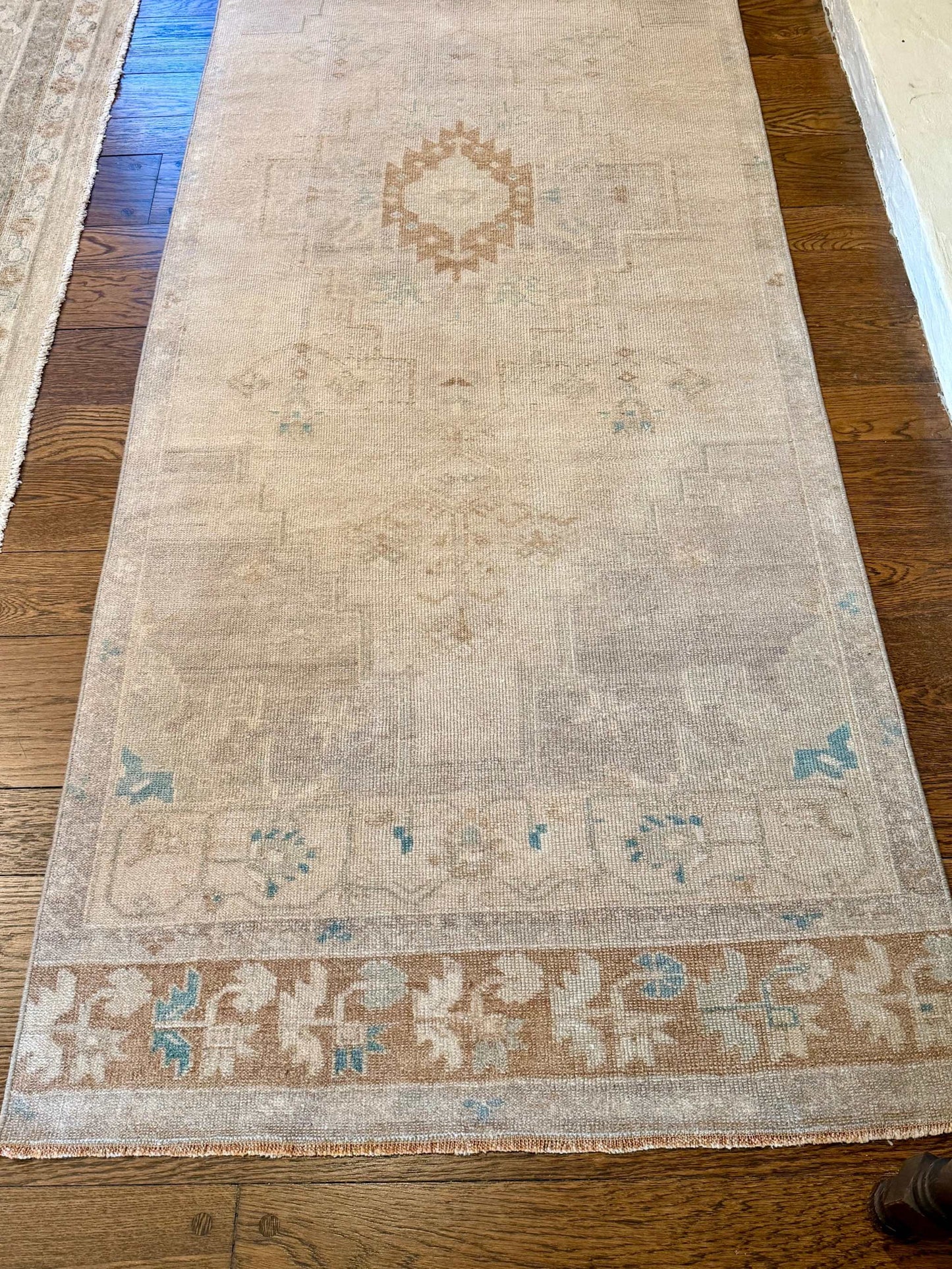 3’2”x9’0” Vintage Oushak Runner