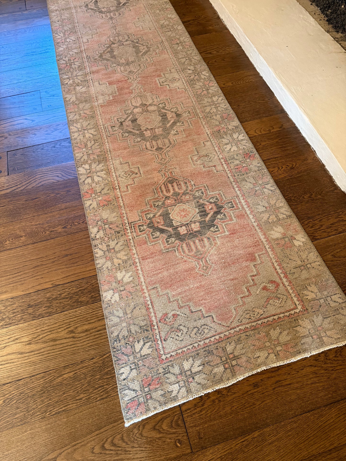 2’8”x10’6” Vintage Oushak Runner