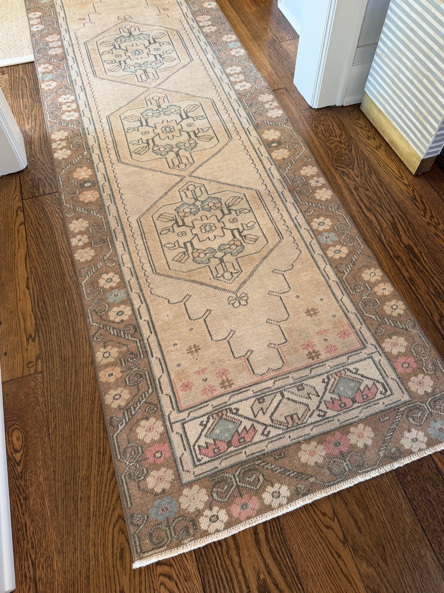 3’0”x9’6” Oushak Runner