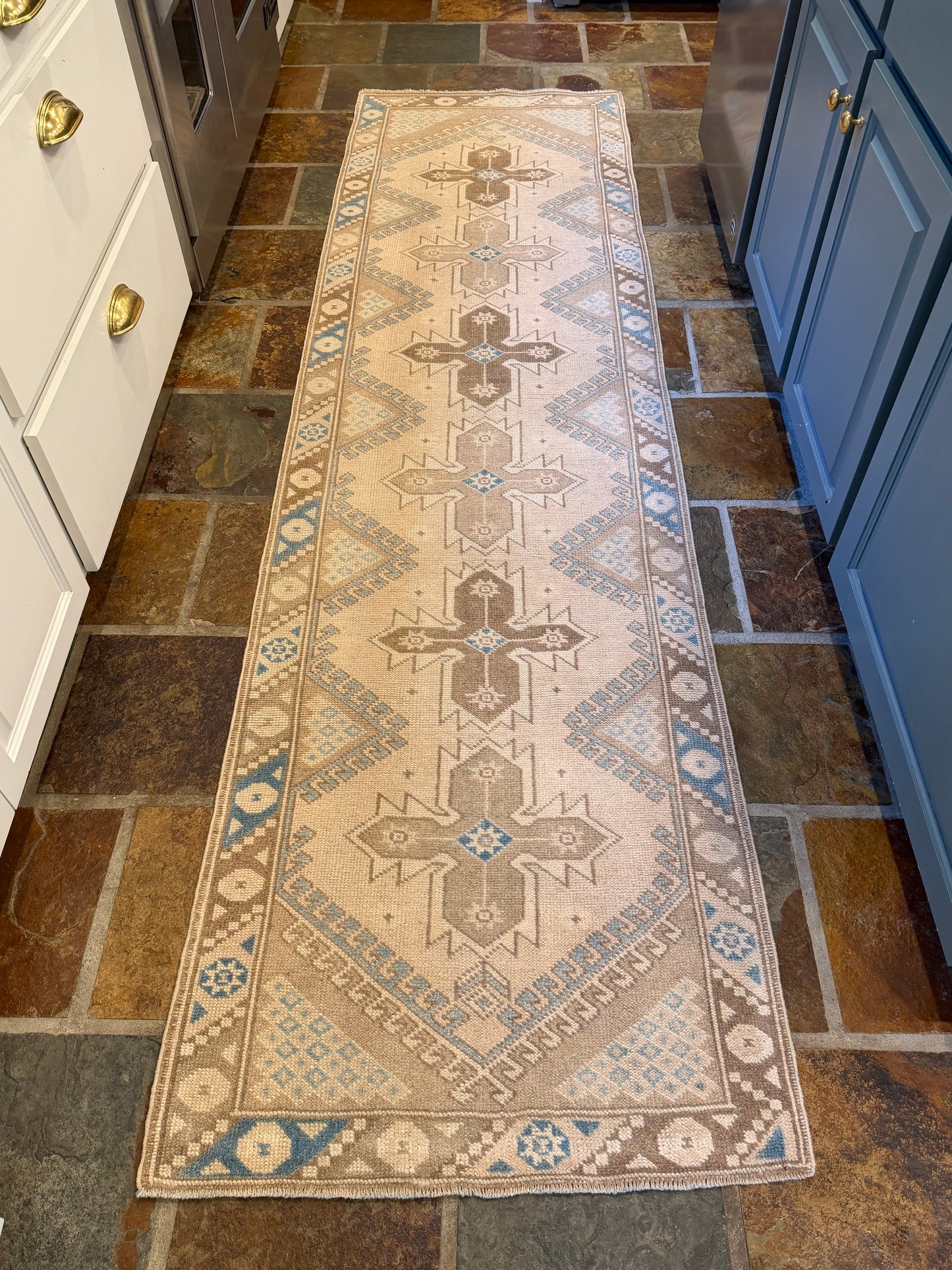 2’7”x9’5” Vintage Oushak Runner