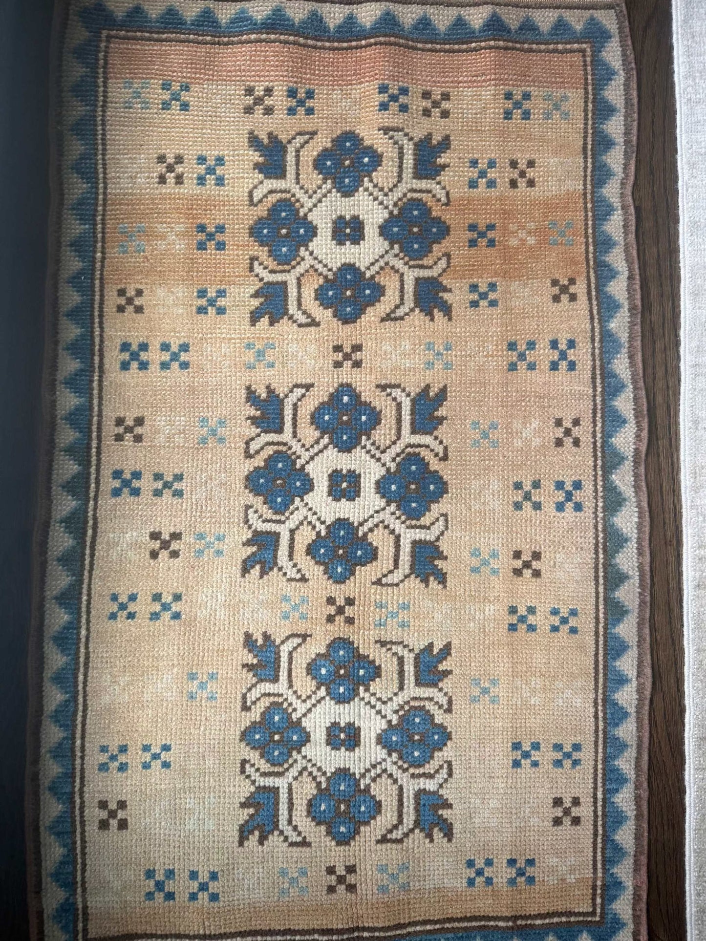 2’ x 3’3” Mini