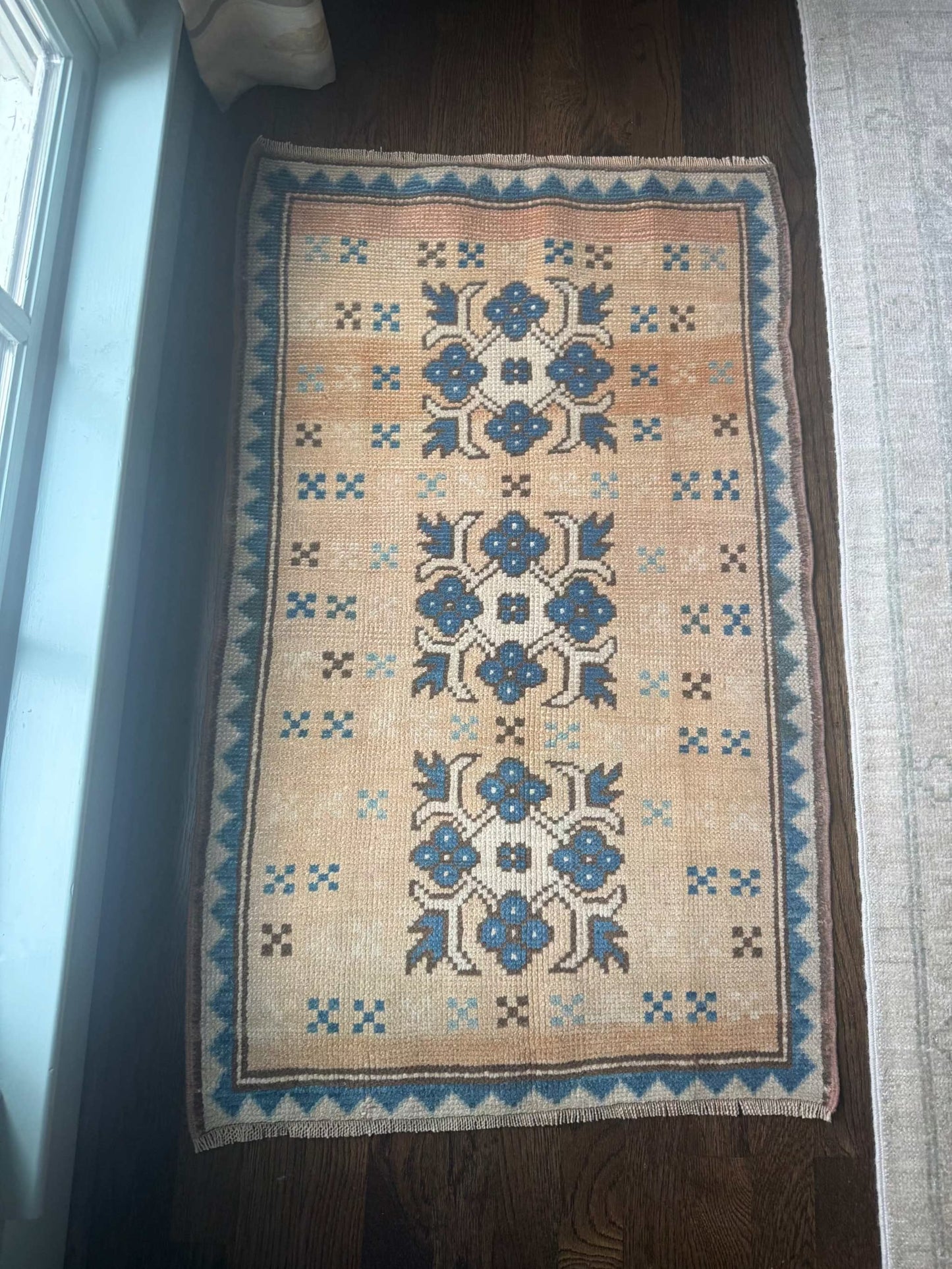 2’ x 3’3” Mini