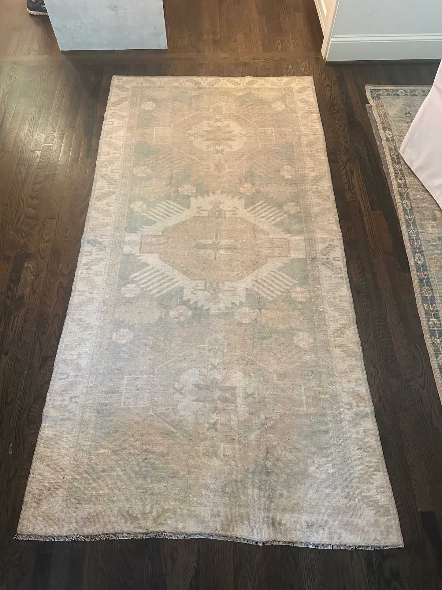 4’4” x 8’9” Gallery Rug