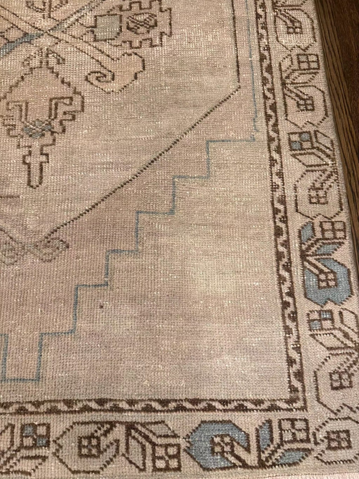 3’4” x 10’3” Runner, beige wool rug with distressed geometric motifs and blue accent details