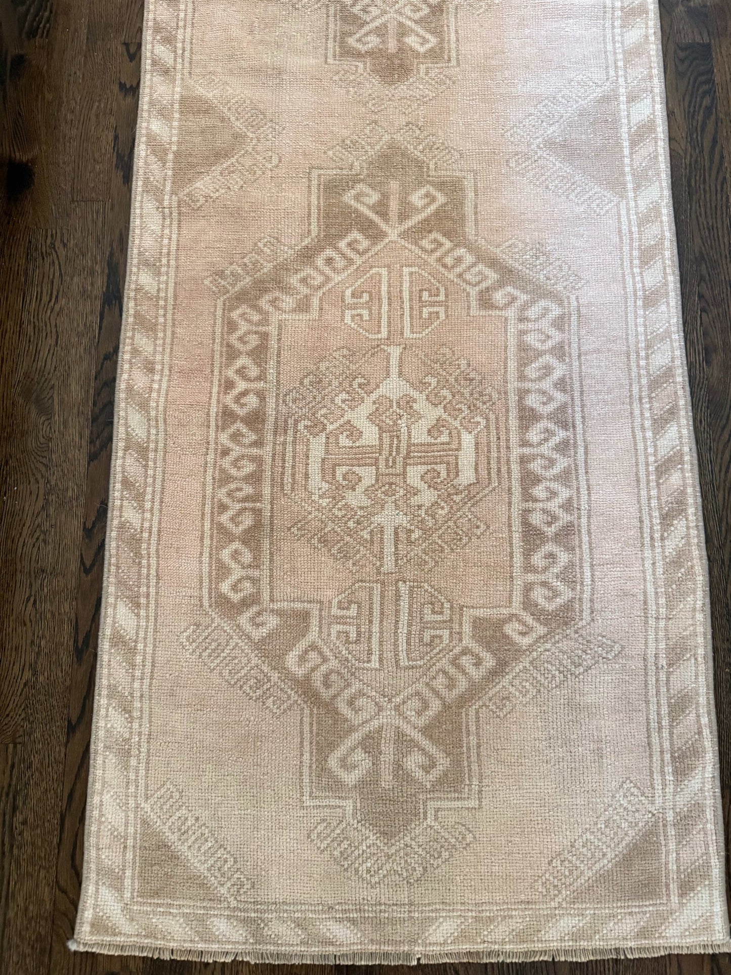 2’8” x 11’ Runner