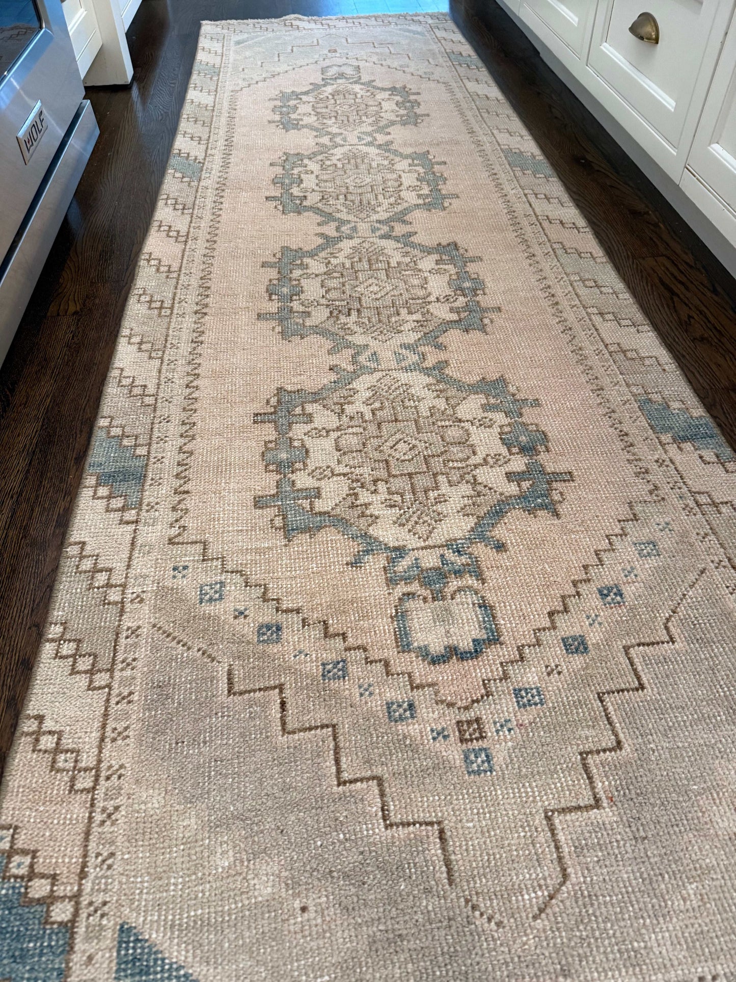 2’9” x 9’6” Runner