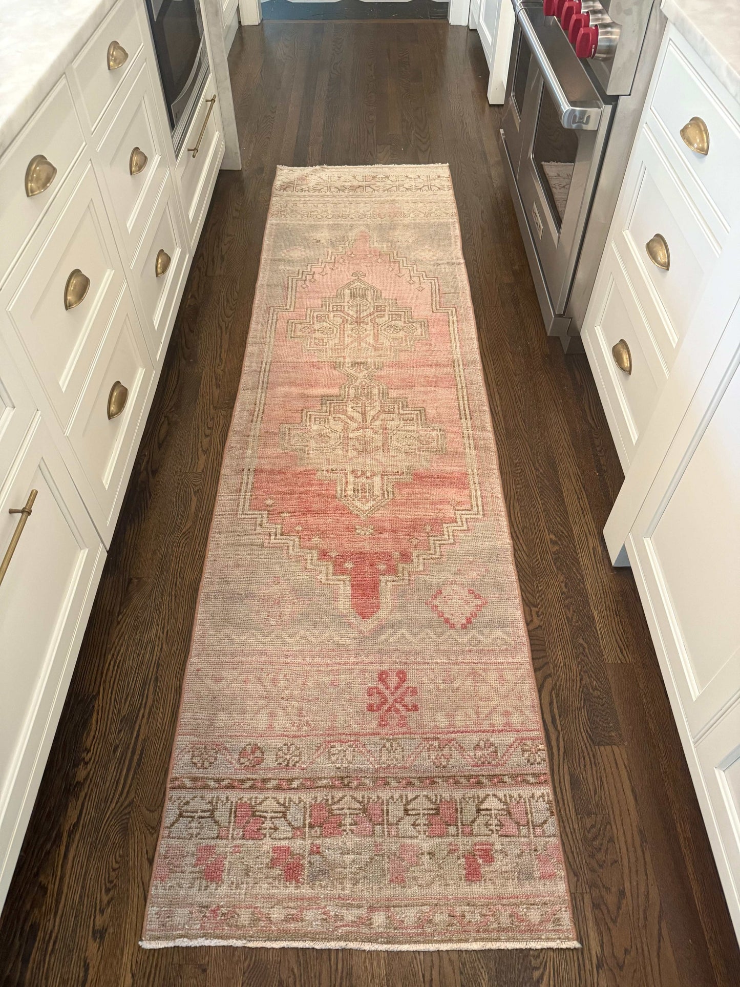 2’4” x 8’11” Runner