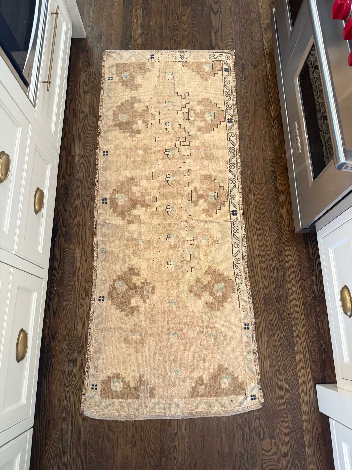 2’5” x 6’1” Runner