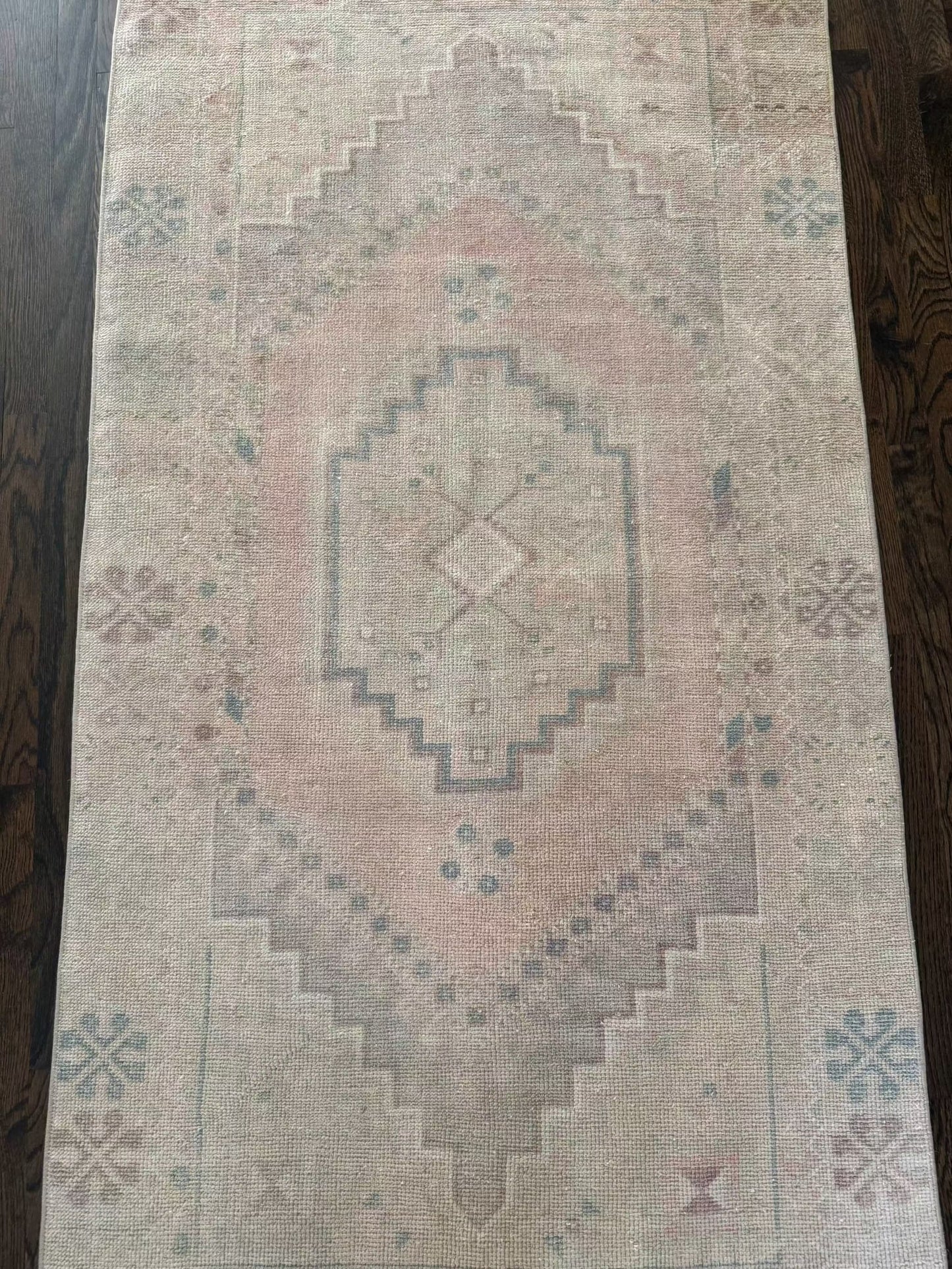 3’4” x 6’6” Area Rug