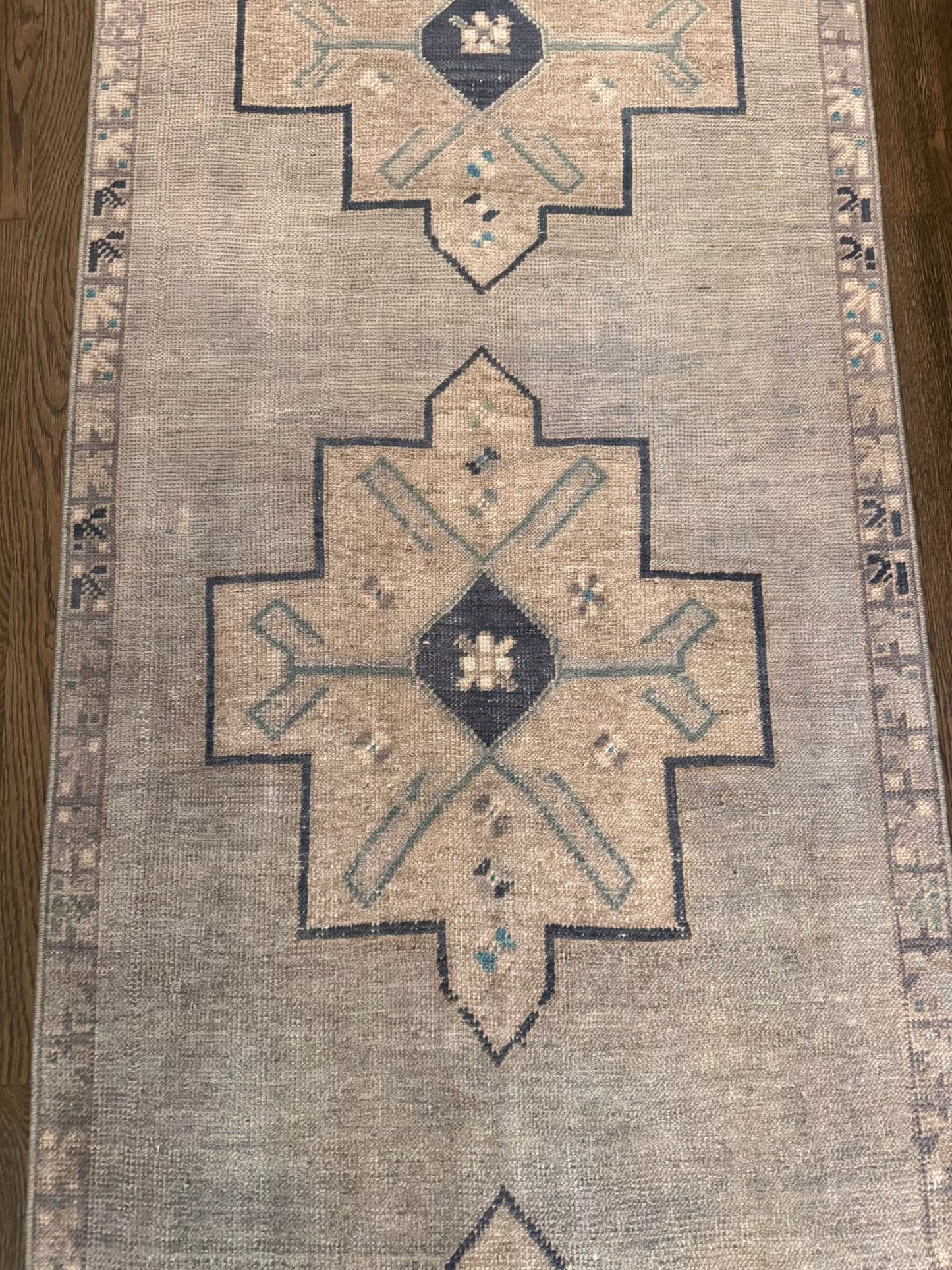 2’10” x 8’5” Runner