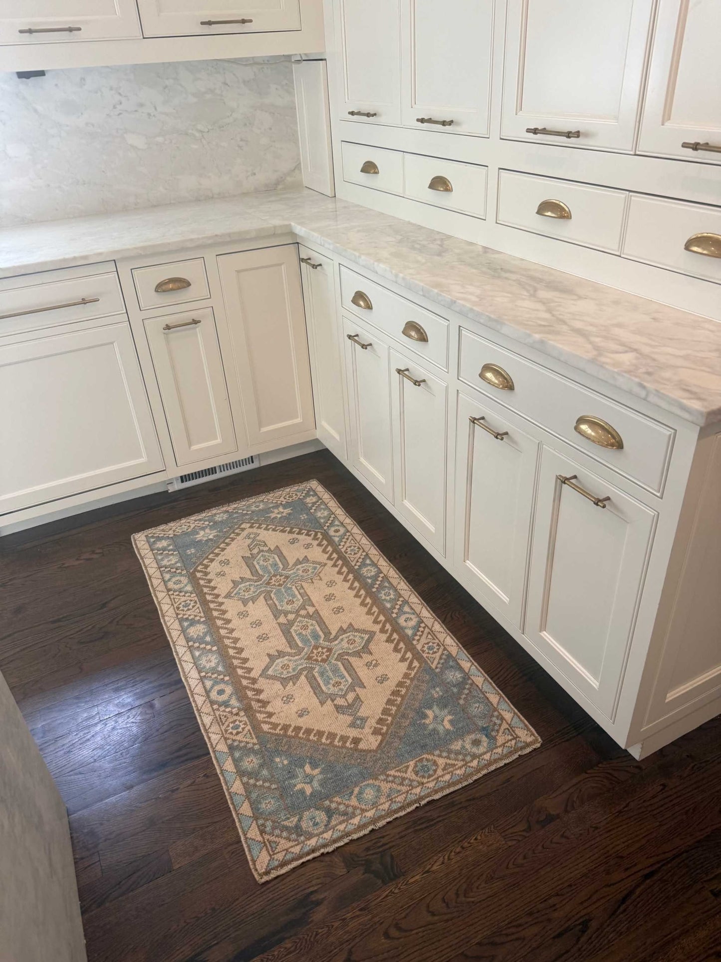 2’4” x 4’5” Runner