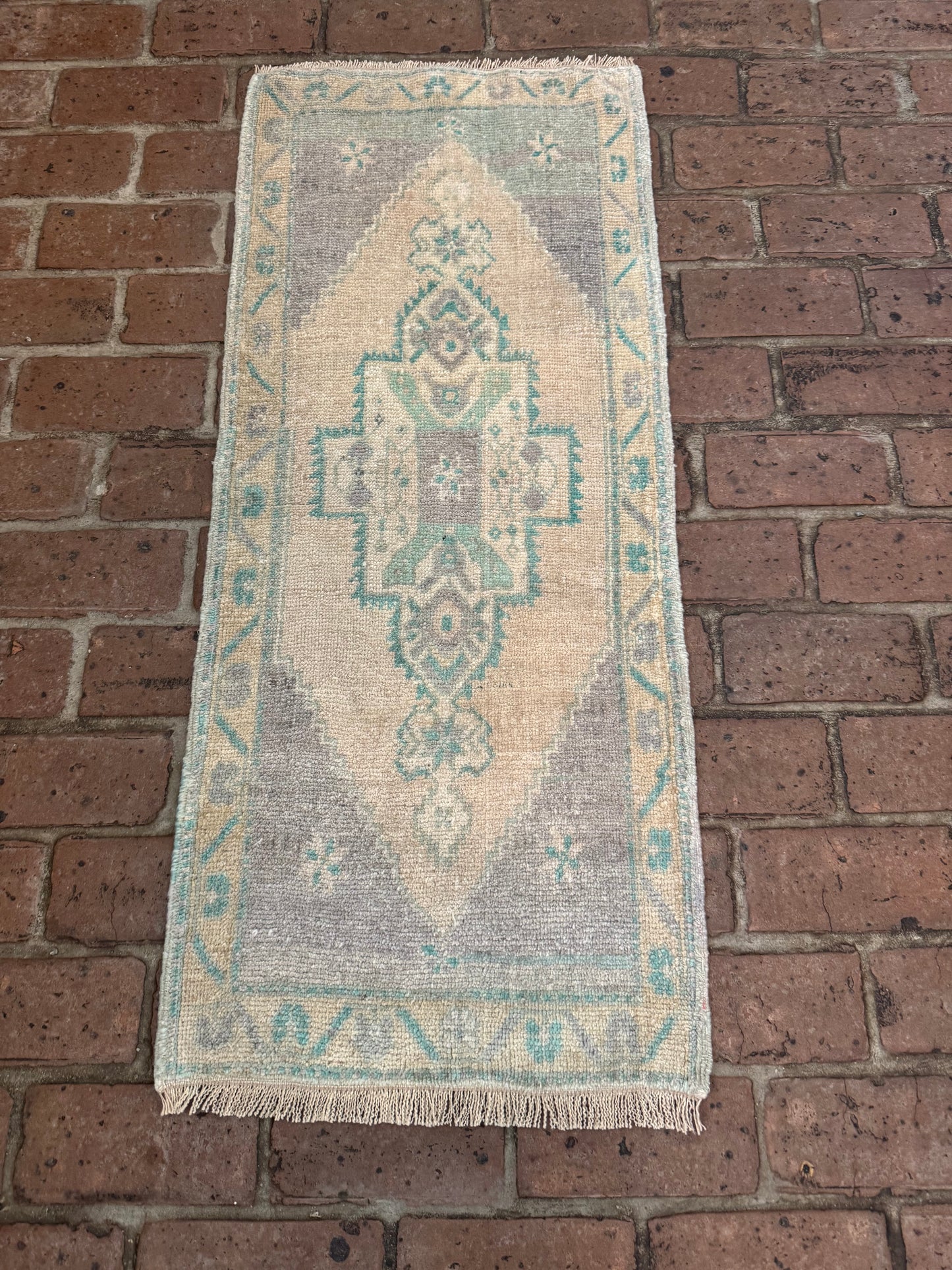 1'7" x 3'9" Turkish Mat