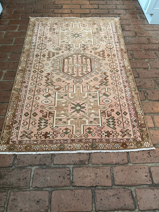 3' x 4'6" Area Rug with Blush and Brown