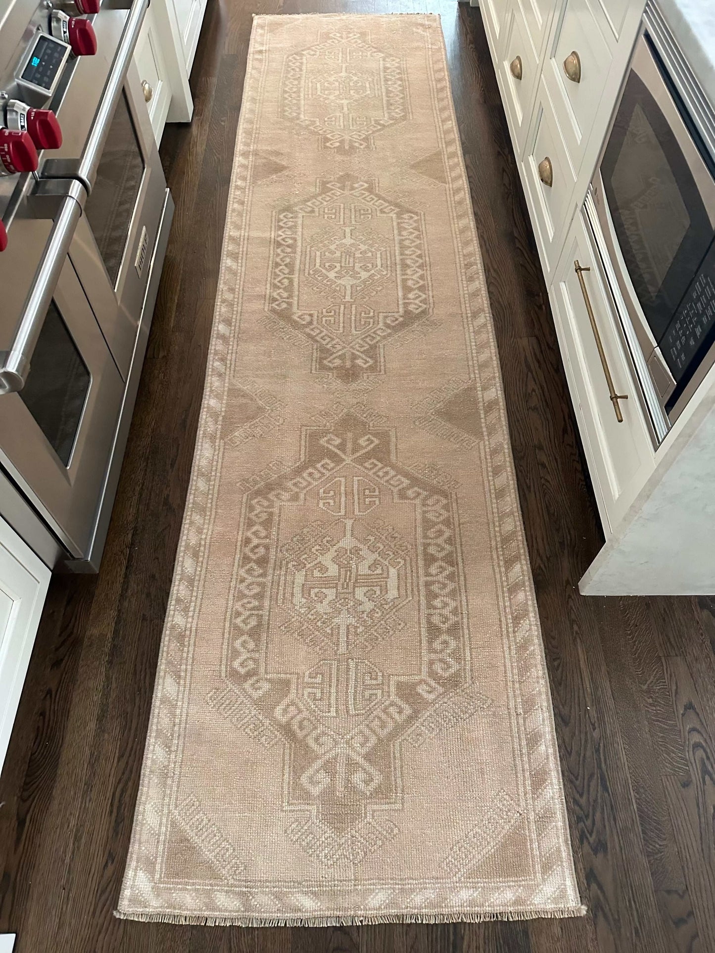 2’8” x 11’ Runner