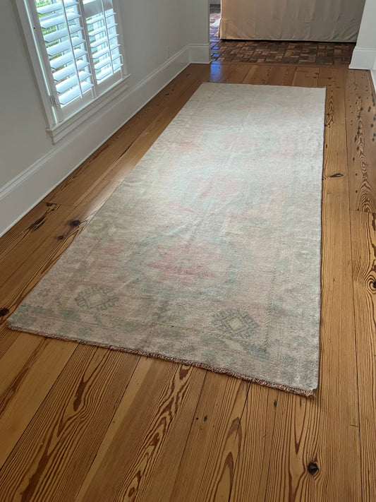 4’7” x 12’7” Gallery Runner